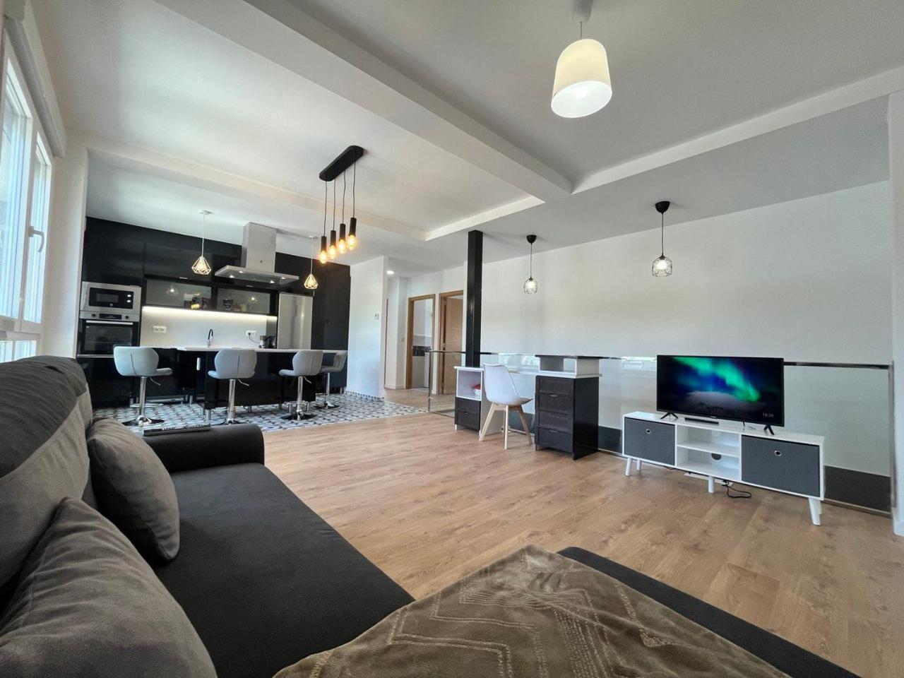 A De Carmina Apartment โอโกรูญา ภายนอก รูปภาพ