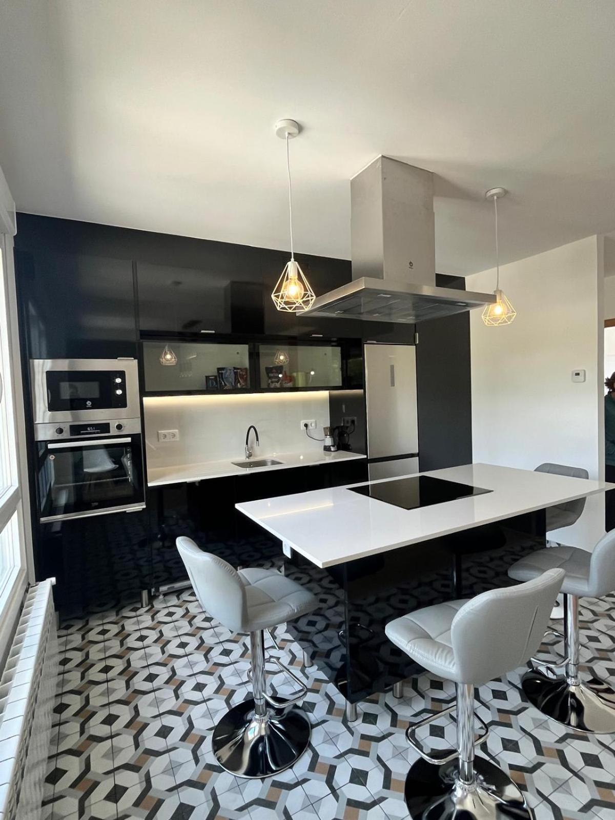 A De Carmina Apartment โอโกรูญา ภายนอก รูปภาพ