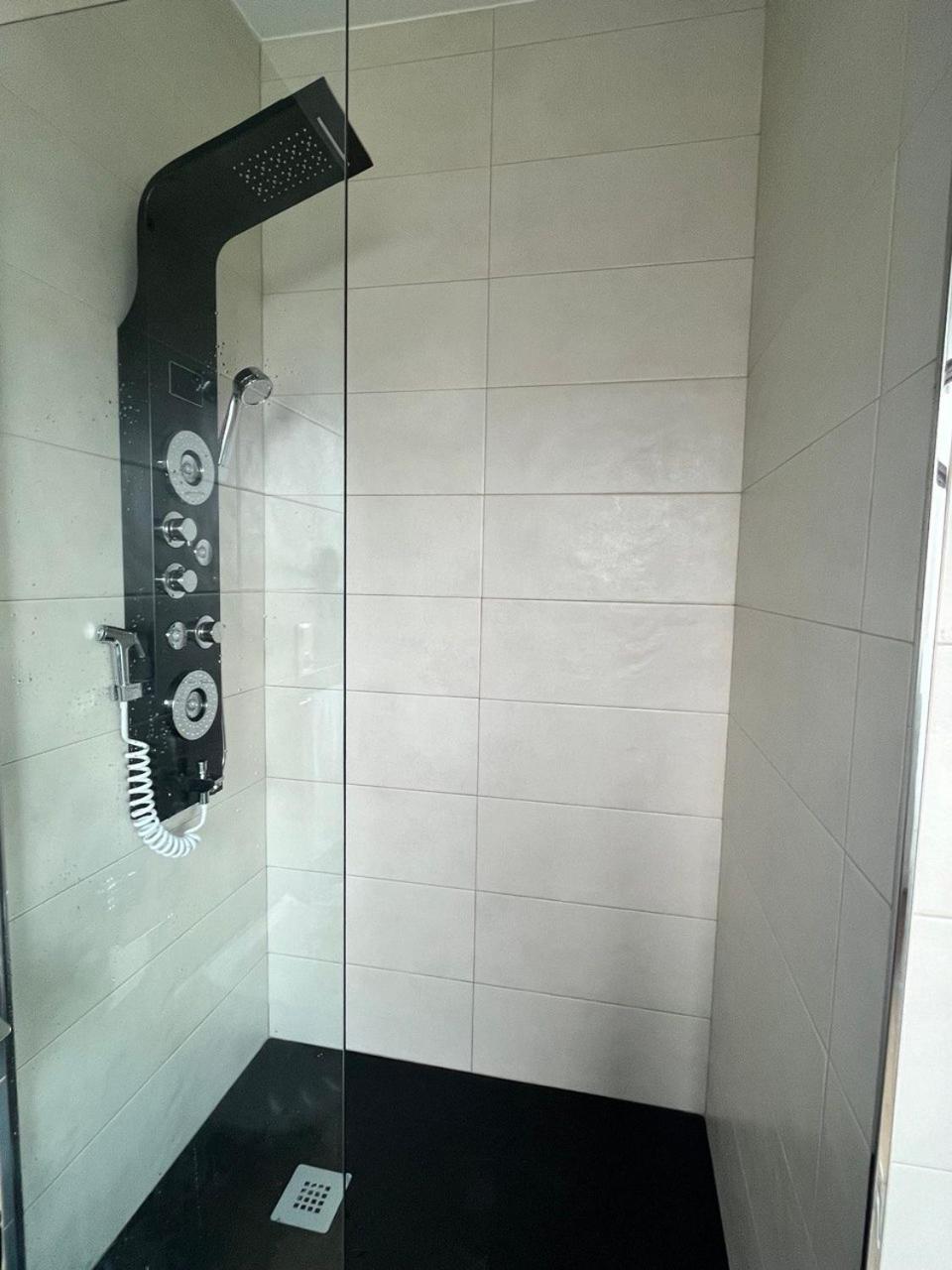 A De Carmina Apartment โอโกรูญา ภายนอก รูปภาพ